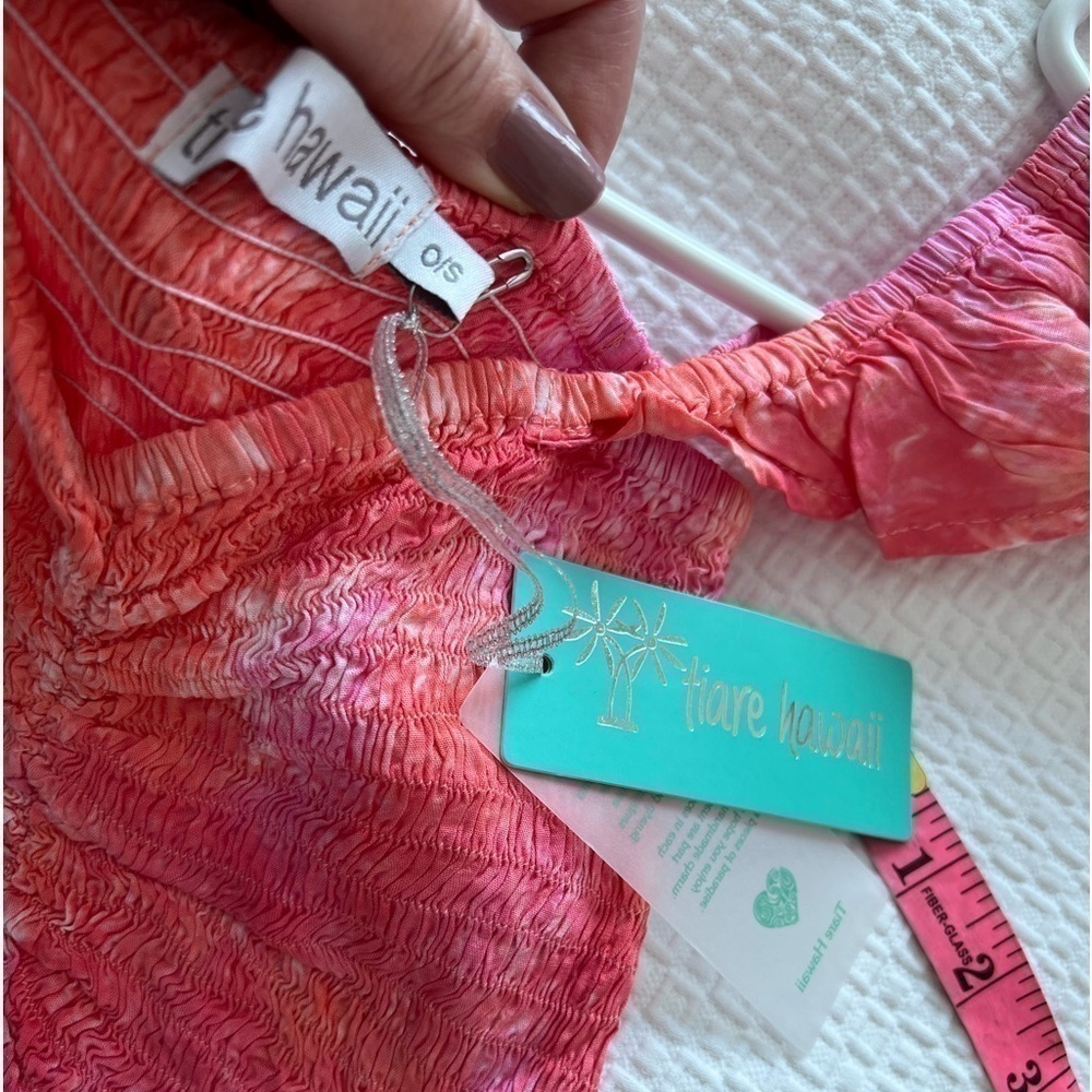 Tiare Hawaii Off the Shoulder Hollie One Size Crop Top in Pink Coral Smoke - Picture 15 of 16